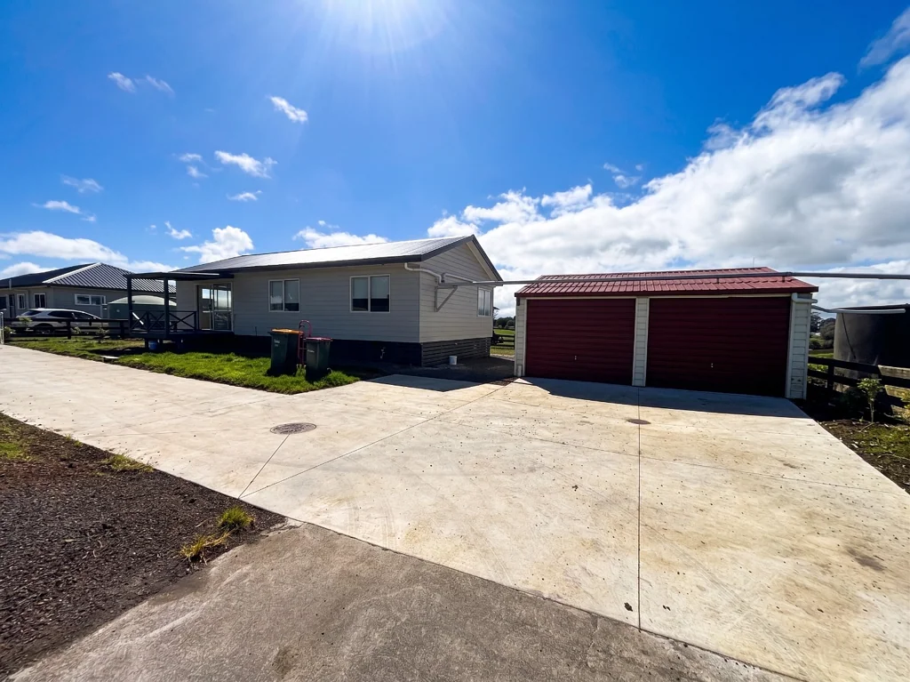 3 bedrooms 1 Bathroom, Glenbrook