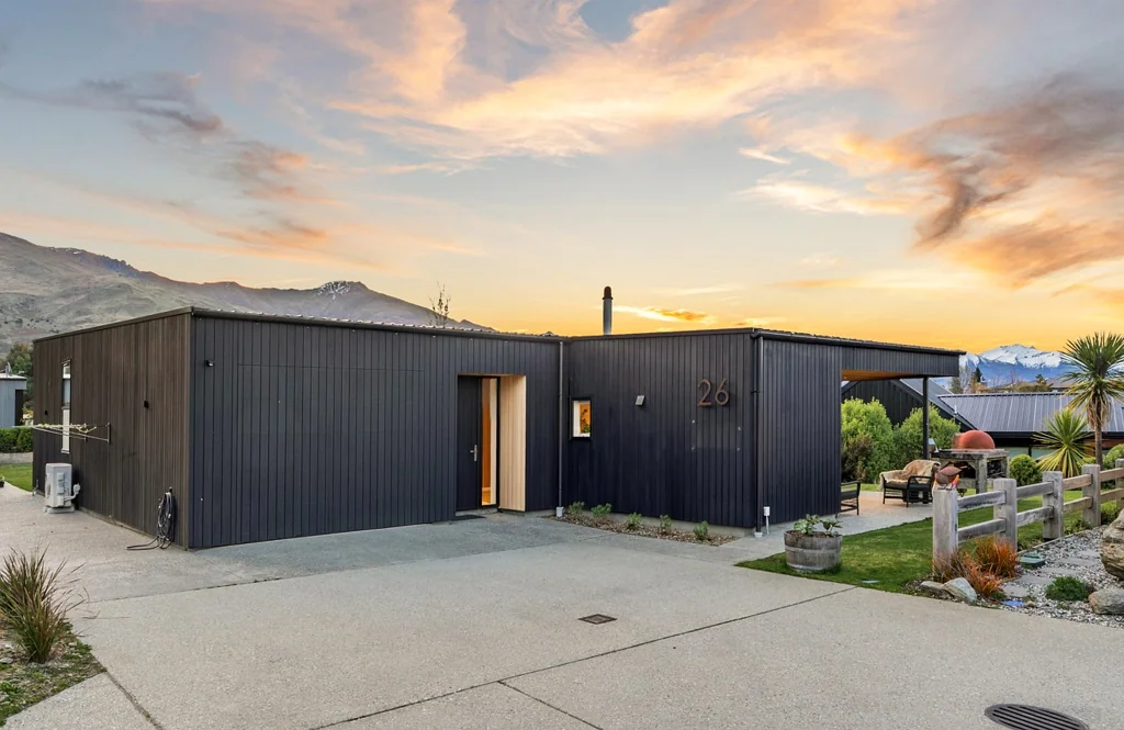 Wanaka 3 Bedroom Designed for Living, Positioned for Adventure