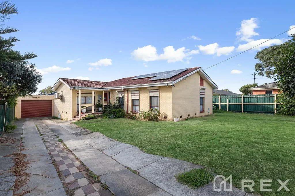 Hampton Park 3ห้องนอน Prime Hampton Park Opportunity on Approx. 653m² – Endless Potential in a Premium Location
