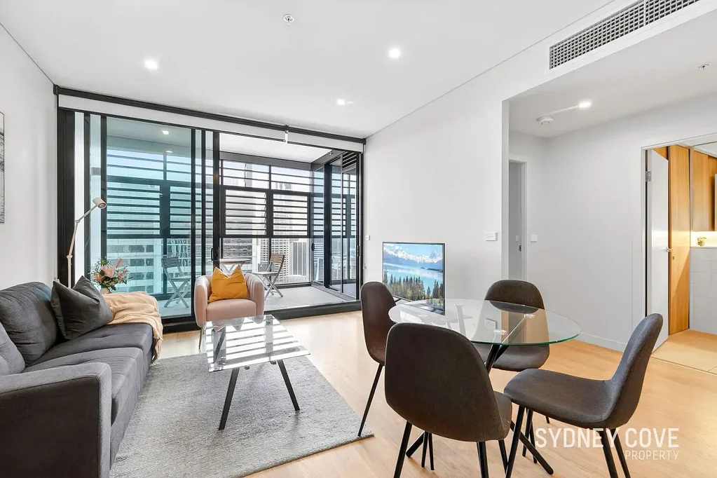 Sydney 1 Slaapkamer LUXURY NORTH FACING ONE BEDROOM APARTMENT WITH HIGH CITY VIEWS