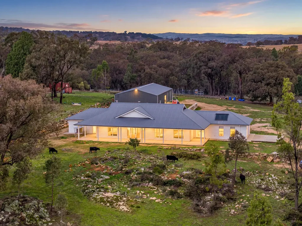Gelston Park 4Moenga Space to Breathe, Views to Inspire
