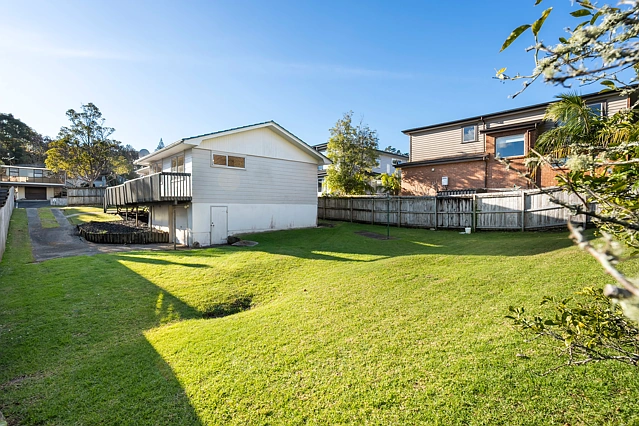 43 Lavery Place, Sunnynook, North Shore City