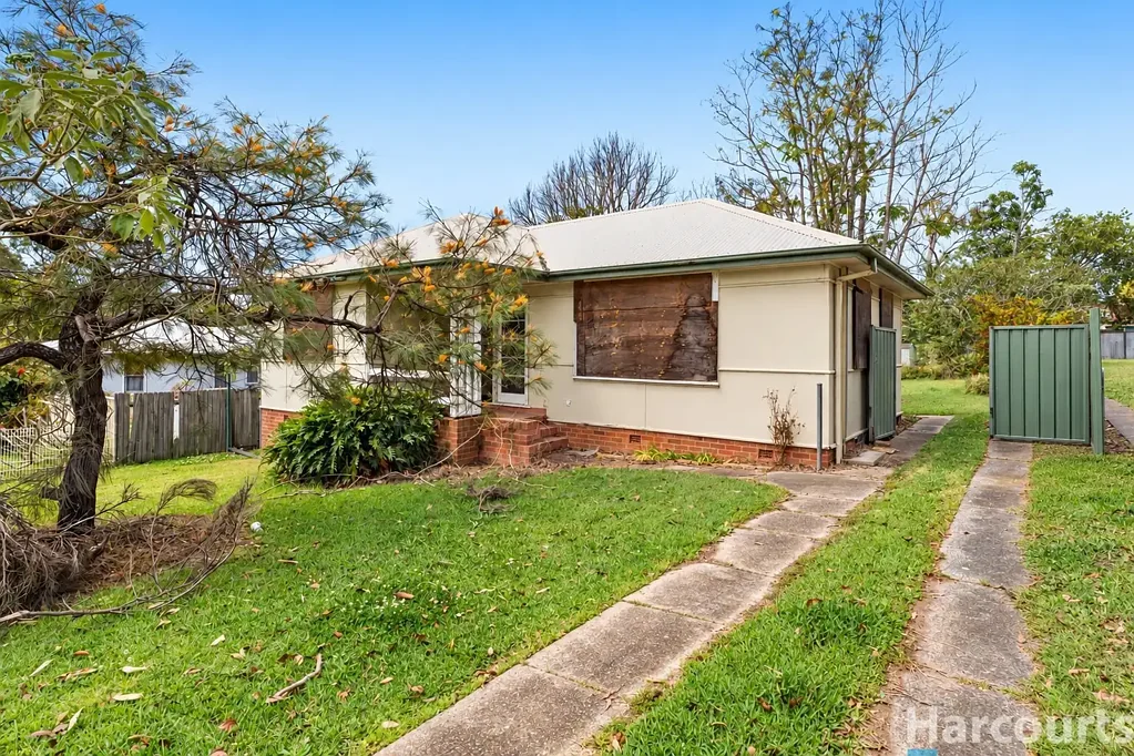 Morisset 3ਬੈੱਡਰੂਮ Renovate, Invest or Develop - R3 Zoned 891.6m²