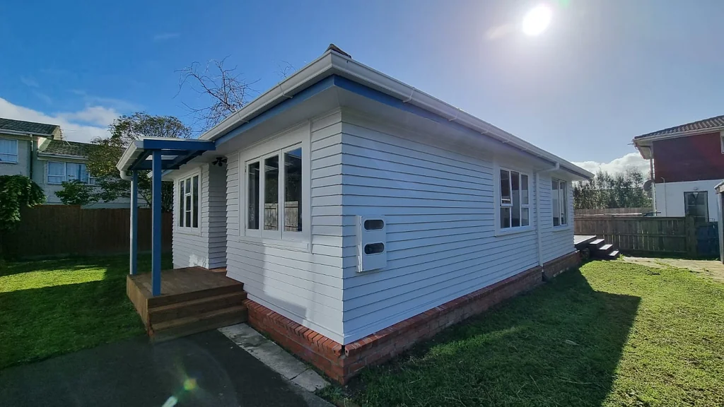 New Lynn 4房  MOTIVATED VENDOR-MUST SELL!