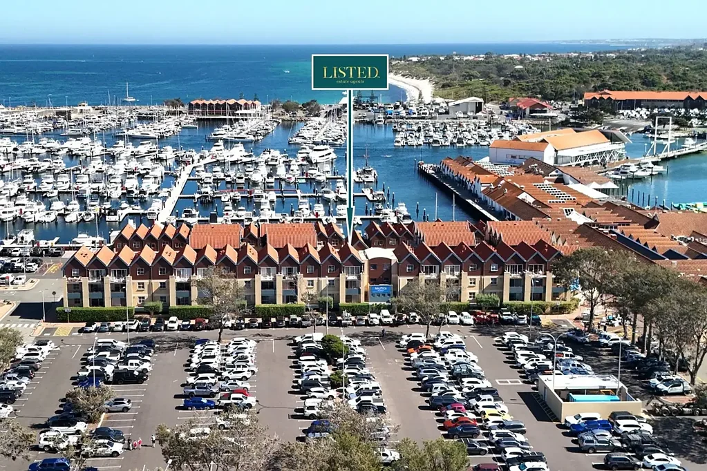 Hillarys 2房  Sorry! It's Gone - Under Contract!