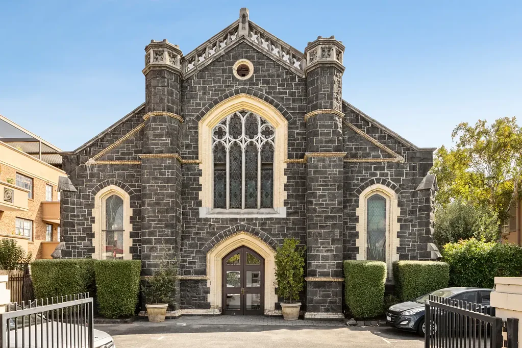 South Yarra 3部屋 Divine Elegance: Luxe Living in an Historic Church Conversion