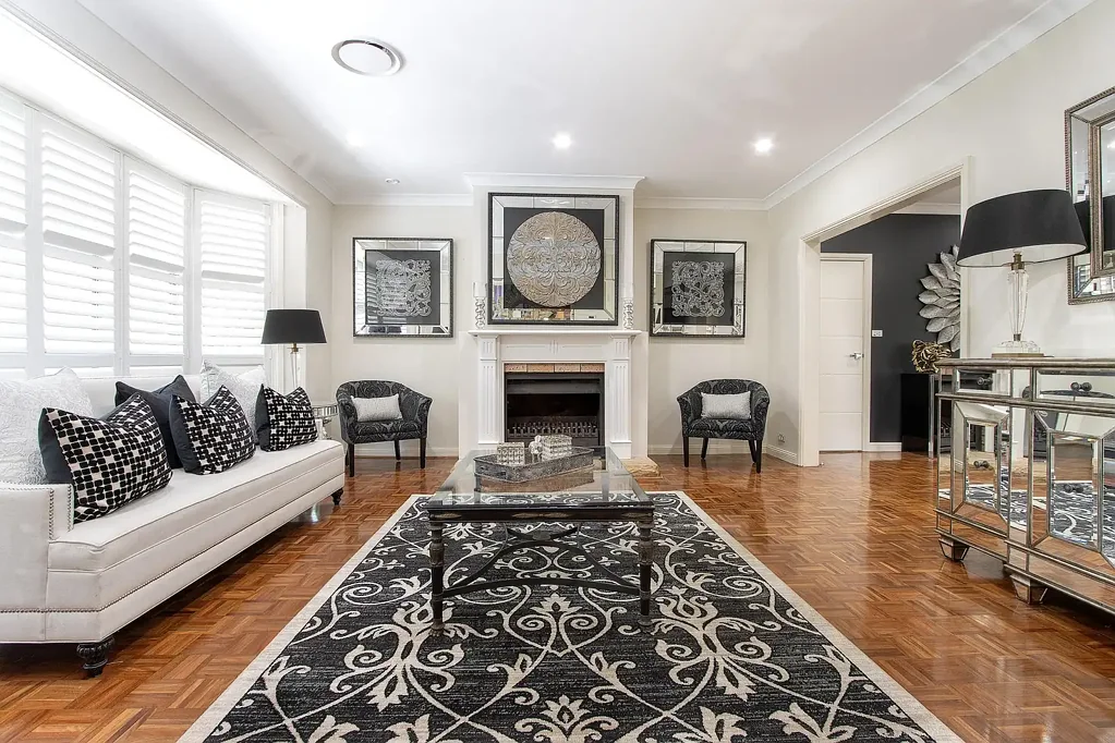 Kenthurst 6ห้องนอน Outstanding Value! 6 Beds, 5 Baths, 5 Acres Plus Pool!