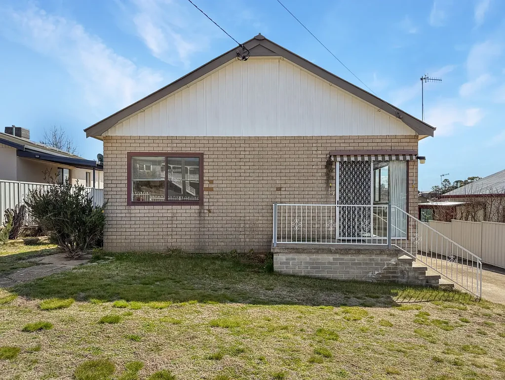38 Culey Avenue, Cooma, NSW 2630