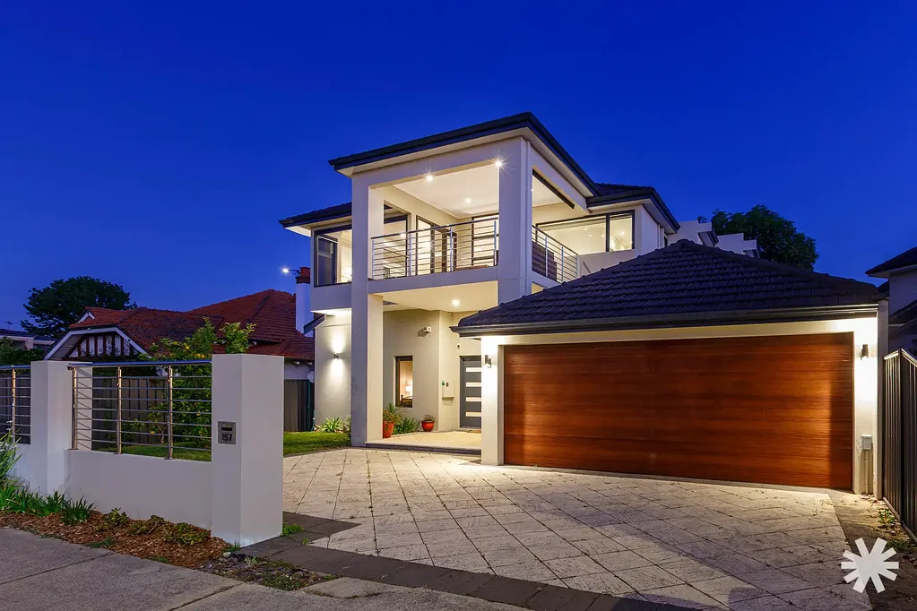 South Perth 4Kwarto ELEVATED ELEGANCE