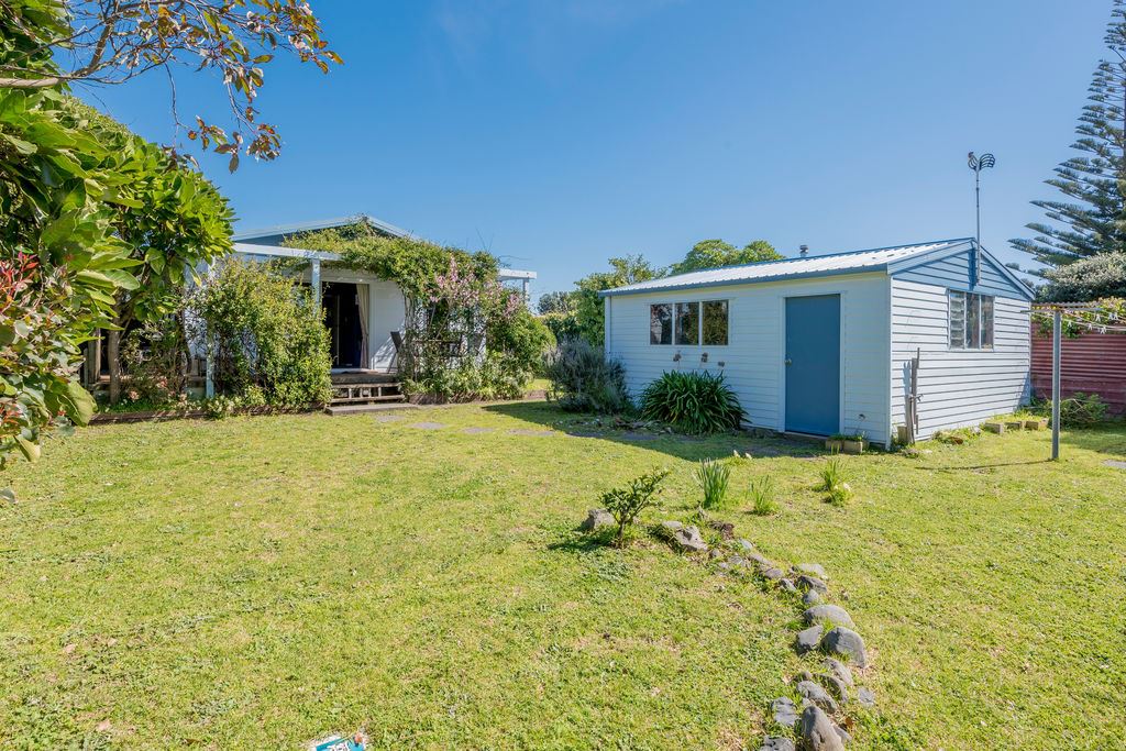 7 Reeves Street, Waikanae Beach, Kapiti Coast, 3 Schlafzimmer, 1 Badezimmer