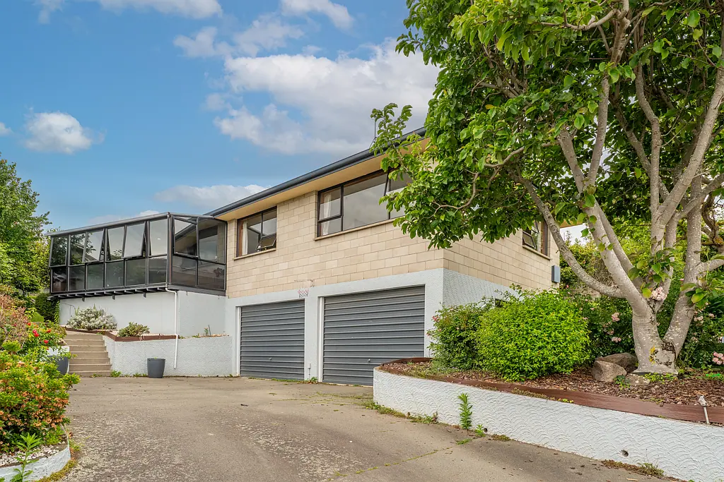 Glenwood 3Kwarto Practical Living with Potential to Enhance