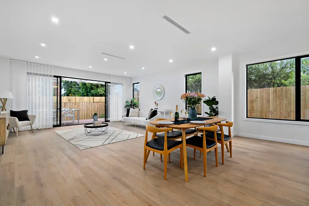 Highett 4침실 Luxe living in the ‘heart of Highett’ - brand new, offers close March 9
