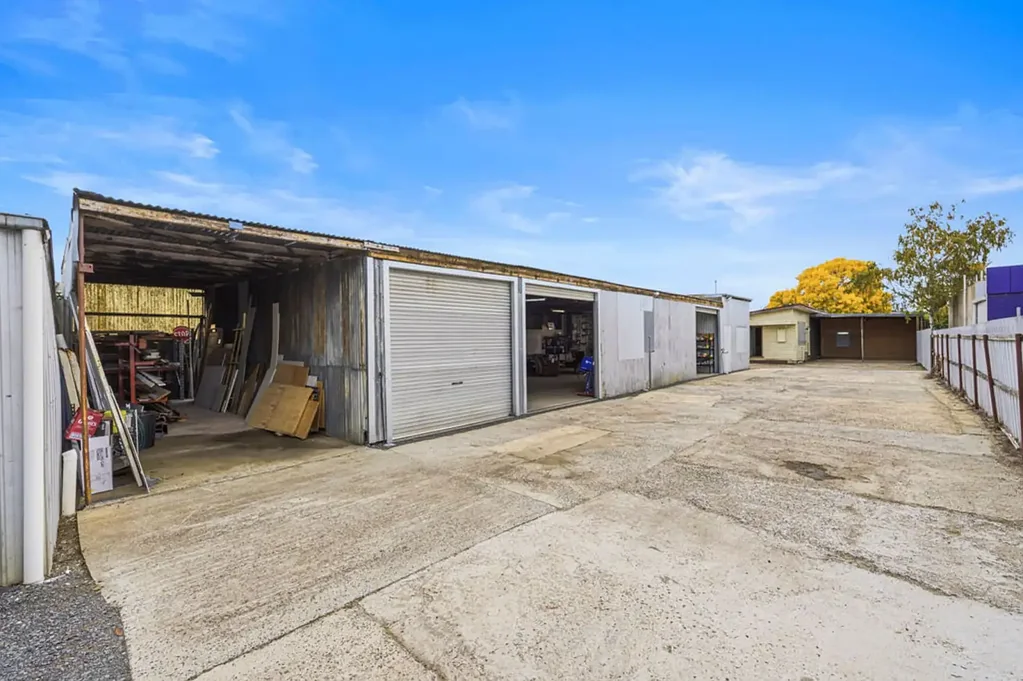 Sebastopol 1Zimmer Unique Opportunity On Massive 924m2!