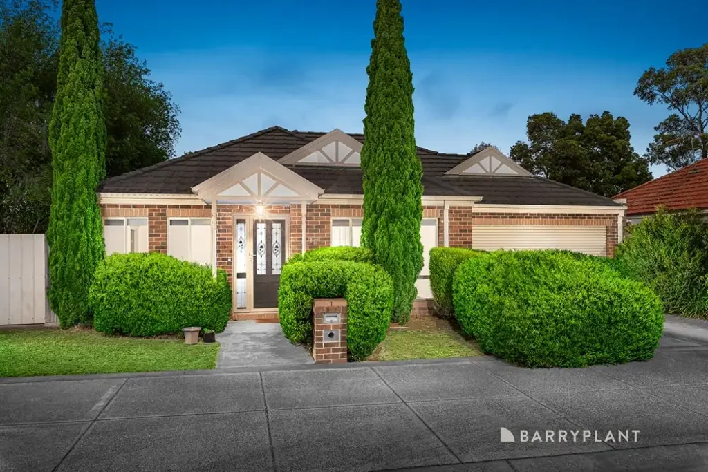 17 Valiant Square, South Morang, VIC 3752