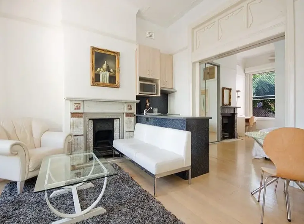 Convenient North Sydney Living