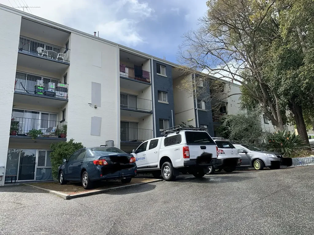 GREAT LOCATION APARTMENT  @ $495 per week