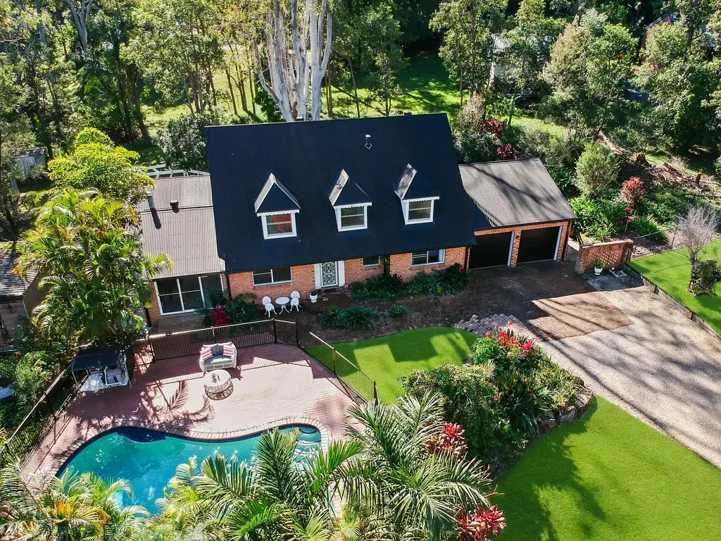 Tallebudgera 4 Bedroom A Rare Slice of Tallebudgera Paradise - First Time Offered in 37 Years