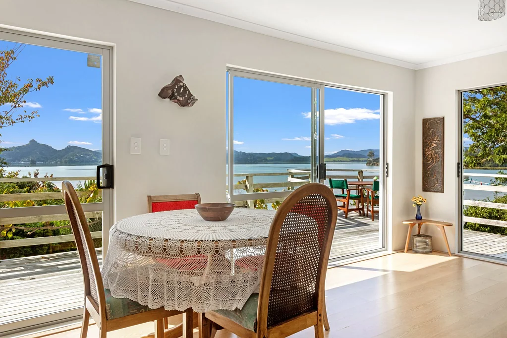Taupo Bay/Totara North 3ห้องนอน Great Fishing At Your Doorstep!