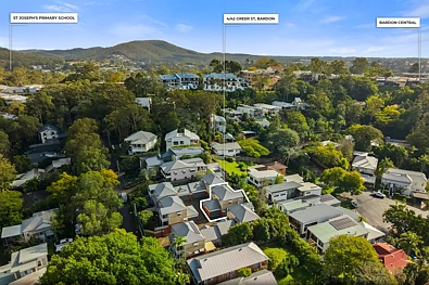 Bardon 3Zimmer Boutique Living in a Prized Bardon Pocket