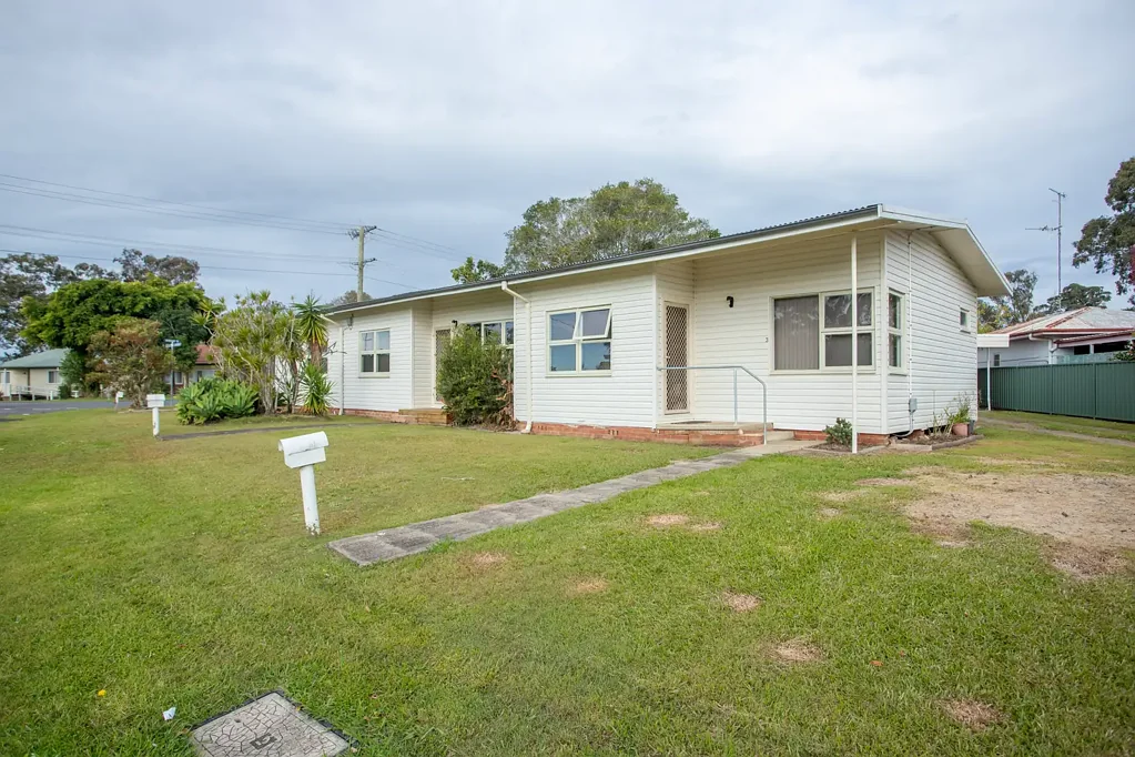 Units 1-3/2 Bayview Crescent, Taree, NSW 2430