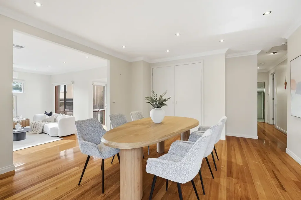 Balwyn North 3Moenga Elegant Single-Level Living in a Premier Balwyn High Zone Position