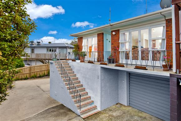 3/420 Beach Road, Mairangi Bay, Auckland - North Shore, 2 rūma, 1 rūma horoi