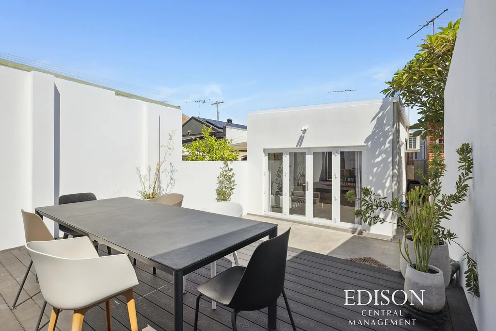 Charming Urban Retreat in the Heart of Perth!!!