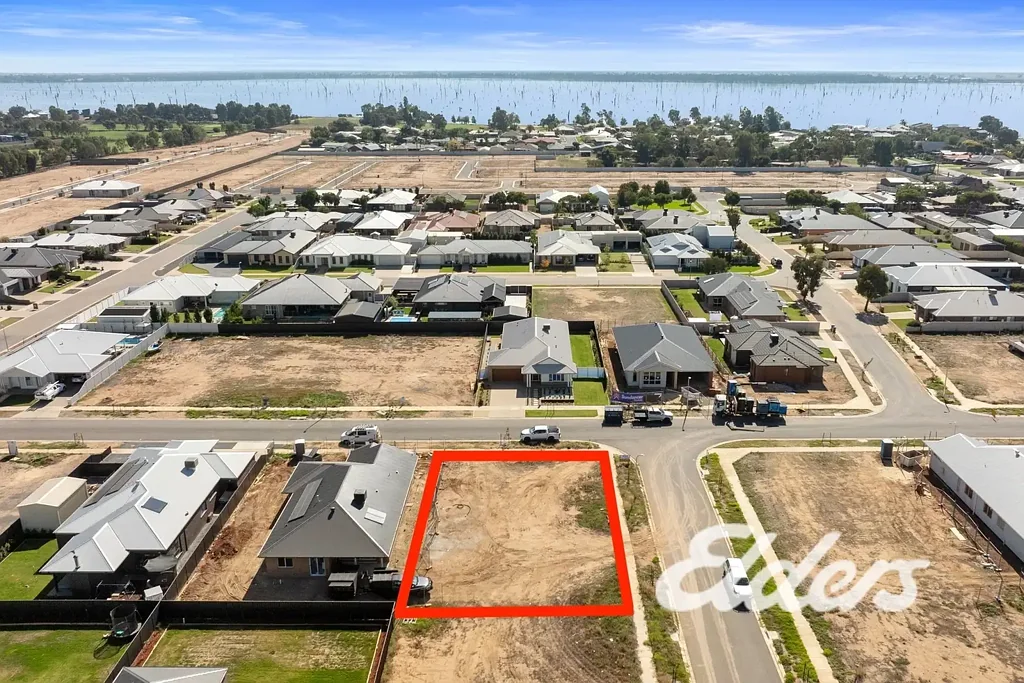 Yarrawonga Corner allotment with endless potential.
