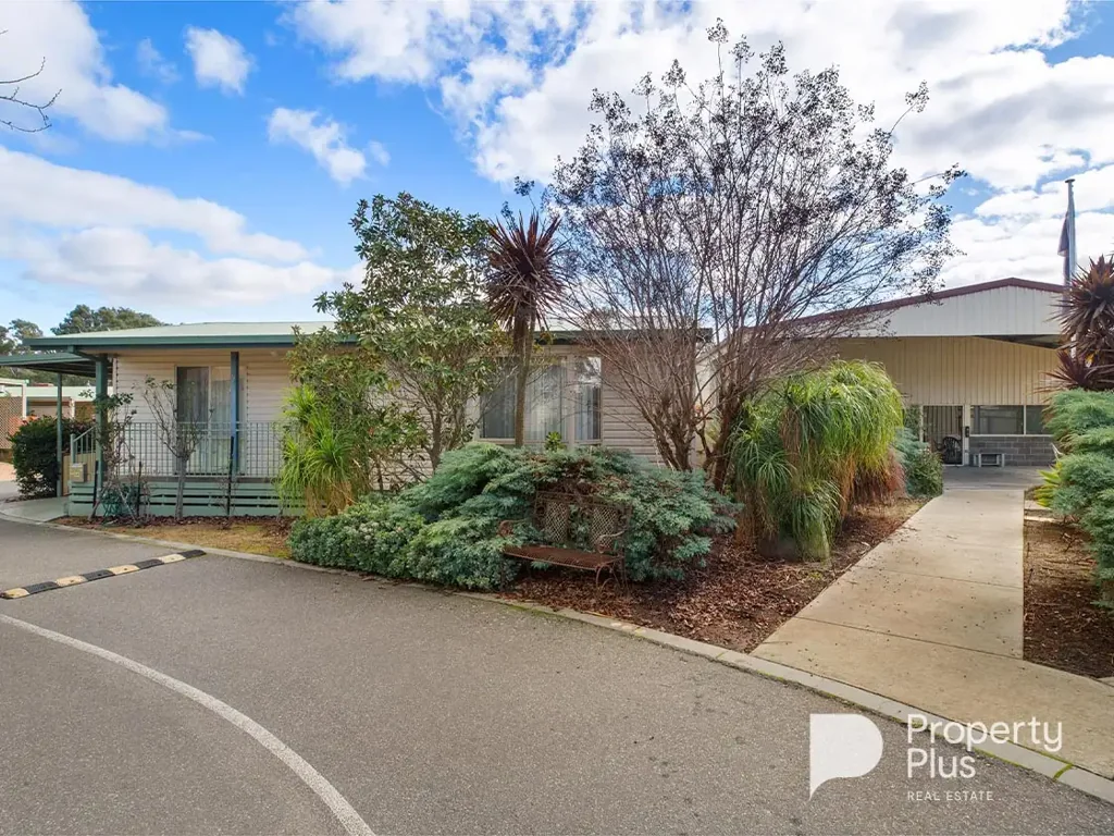 Kangaroo Flat 2 Bedroom Retirement Living in a Quiet Location
