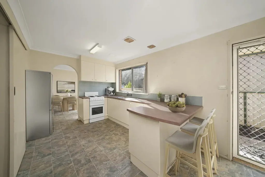 Spacious Living Areas - Private Setting