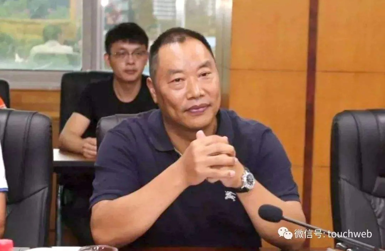 阿里要百亿追投:申通却跌停 奇女子陈小英兄妹要退出?