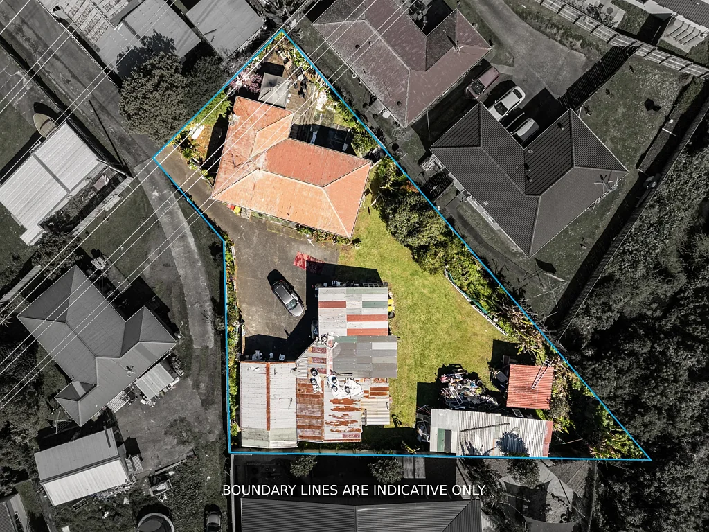 Otara 4 Bedroom MUST SELL!  MOTIVATED VENDORS!