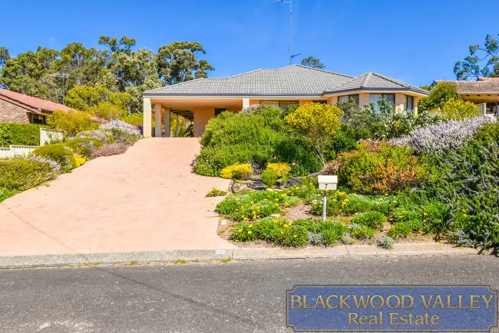 7 Reid Place, Boyup Brook, WA 6244