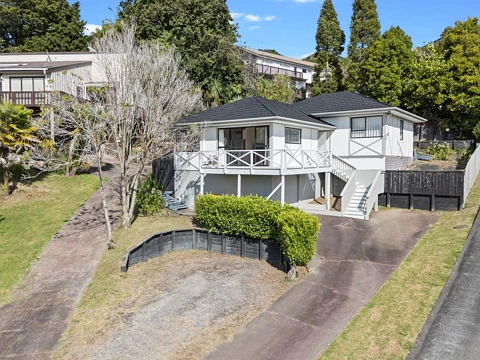 1/27 Sovereign Place, Glenfield, North Shore City