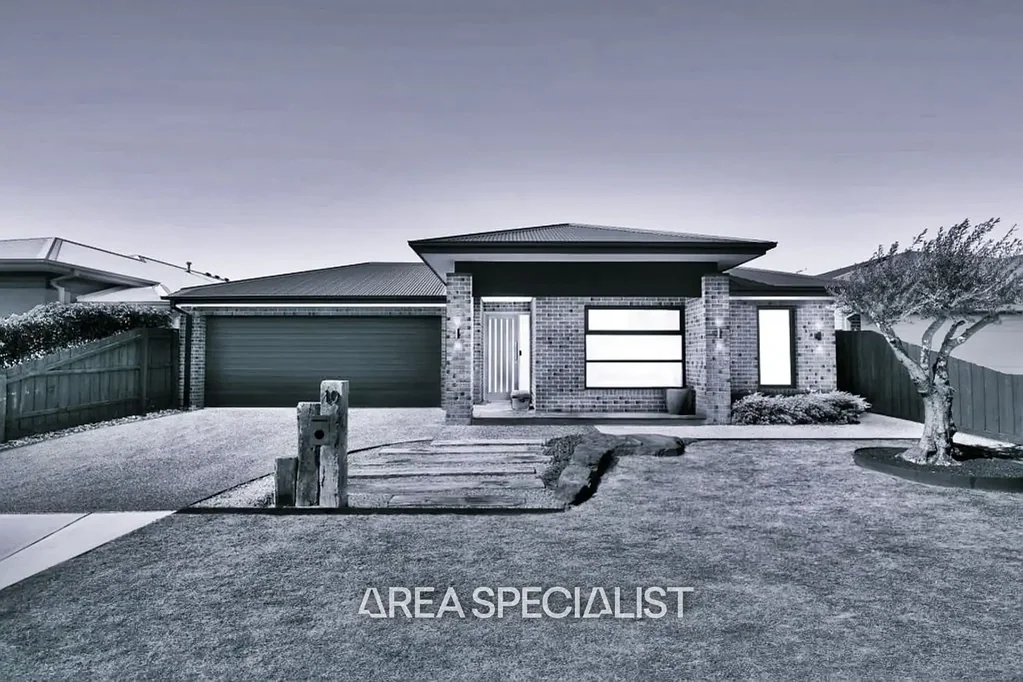 10 Alan George Terrace, Somerville, VIC 3912