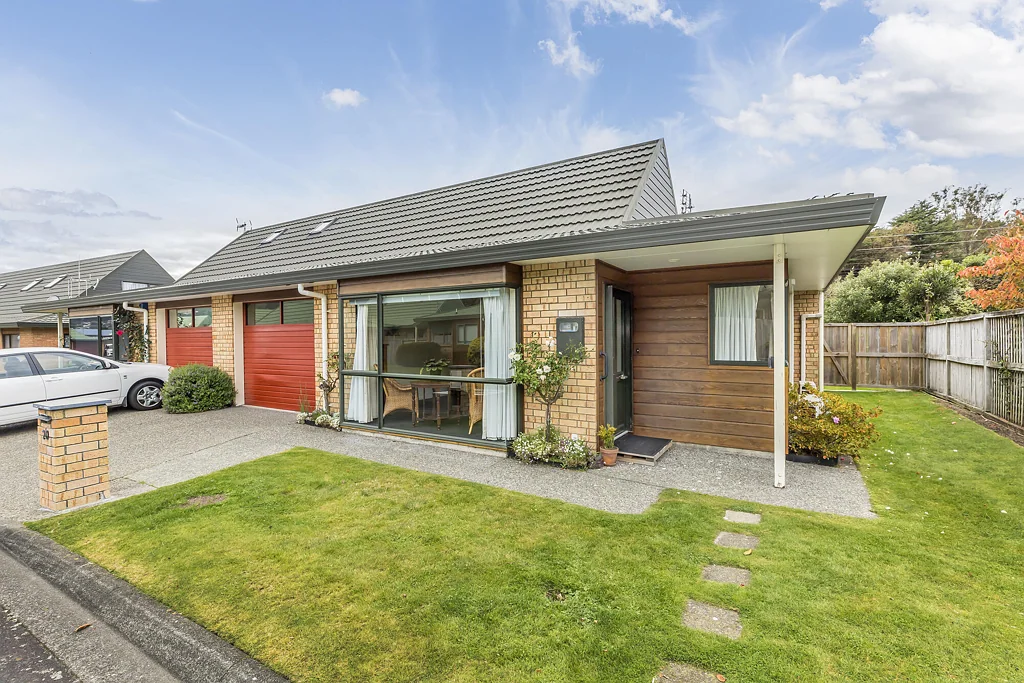 Tawa 2 Bedroom Village Living