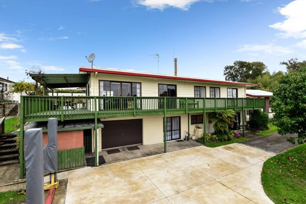 Dinsdale 5Zimmer 320m² of Family Living