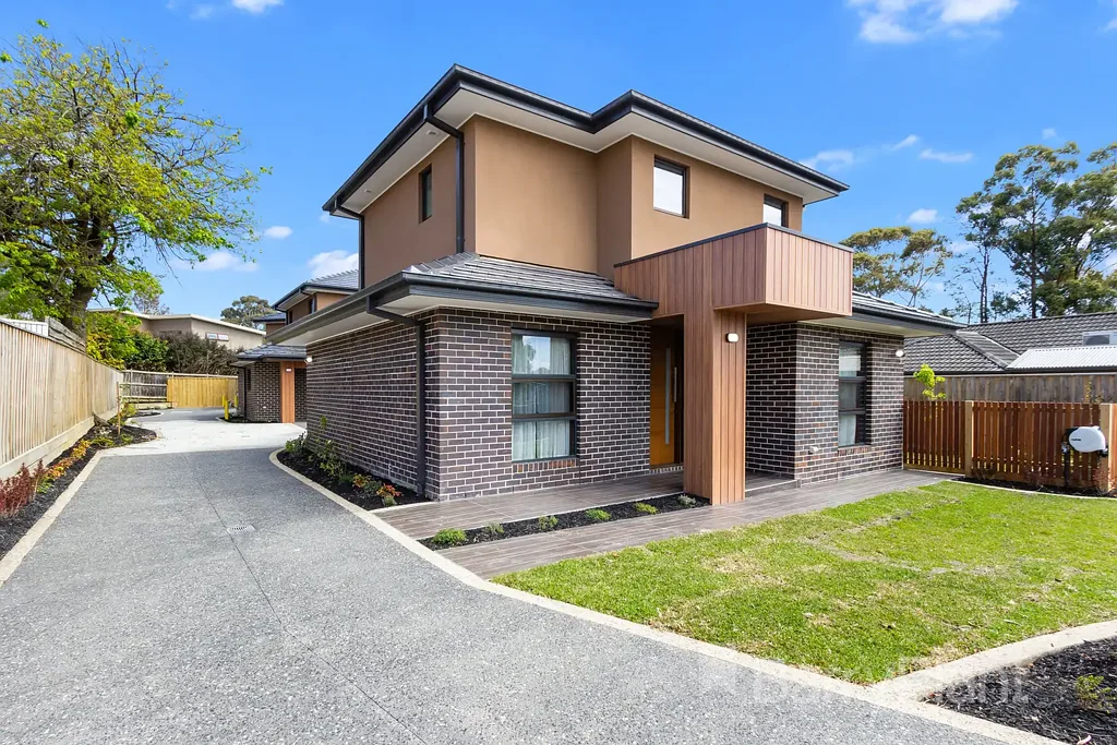 Croydon 3Phòng ngủ Modern Multi-Level Comfort
