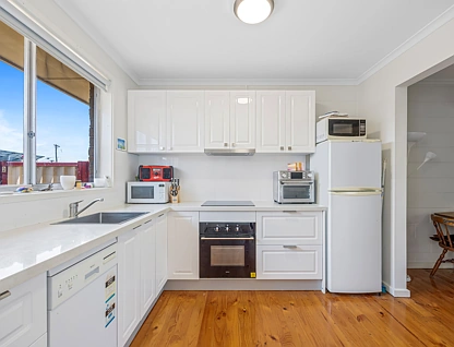 4/3 Webbcona Parade, Wendouree, Ballarat, 2 phòng ngủ, 1 phòng tắm, Unit