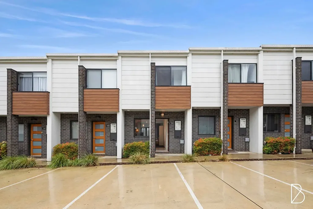 Lawson 2બેડરૂમ Ultra Convenient Lifestyle Townhouse