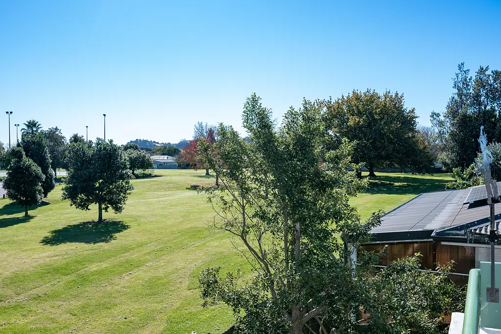 Onekawa 3 Bedroom Easy care lifestyle with park outlook