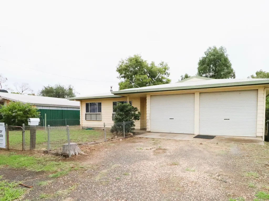 148 Alice Street, Mitchell, QLD 4465