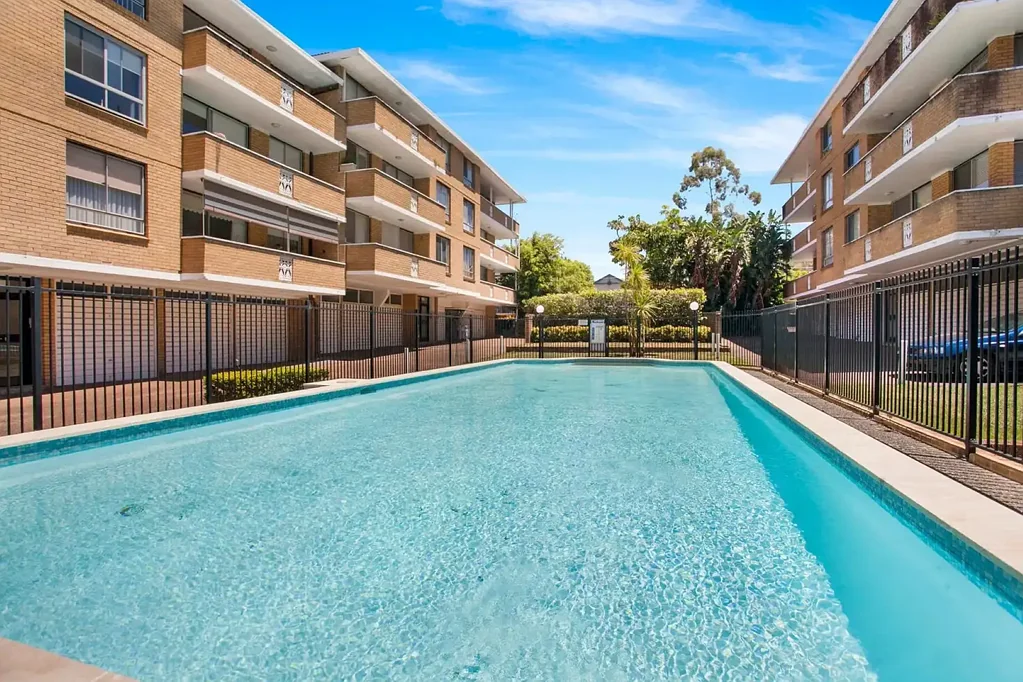 Well-Appointed Apartment in a Secure Complex with a Communal In-Ground Swimming Pool