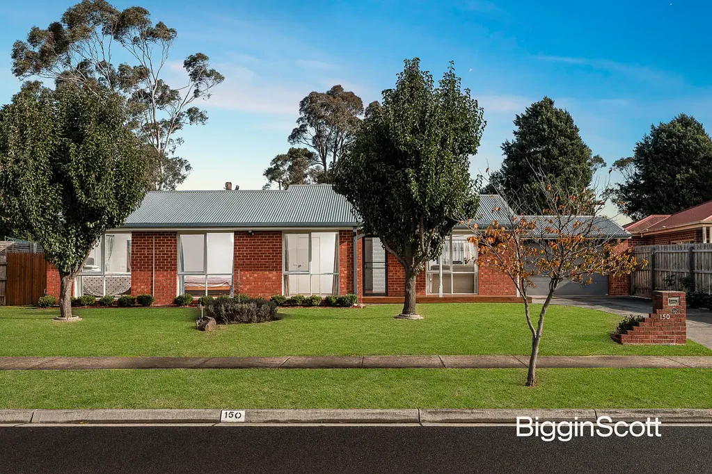 150 Waradgery Drive, Rowville, VIC 3178