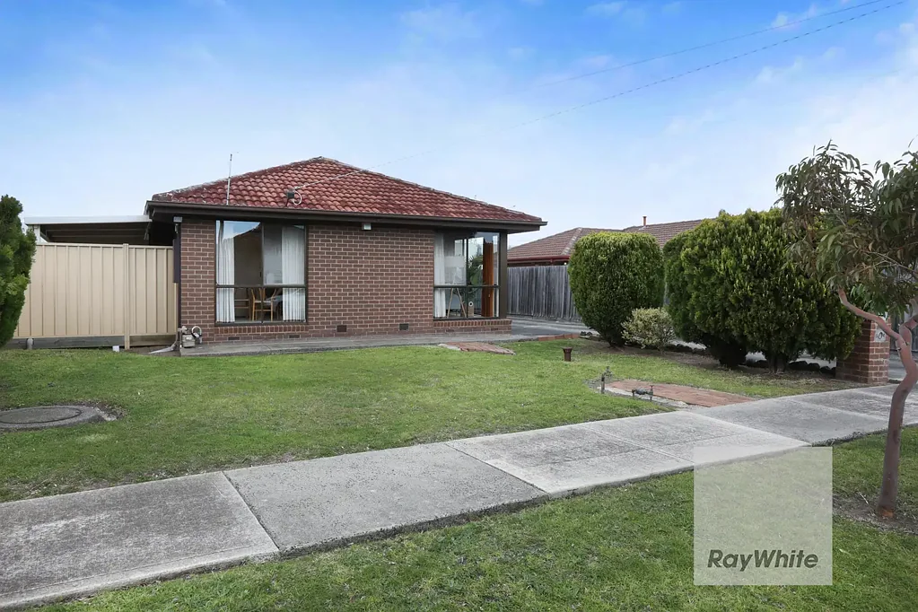 56 Lenoak Street, Gladstone Park, VIC 3043