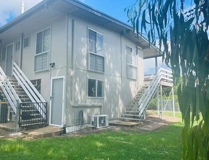 5/a & 5/b Phillips Street, Dysart, Mackay, 4房, 2浴, Apartment