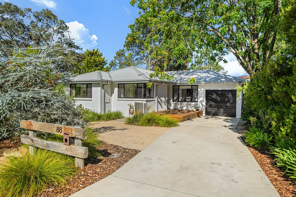 88 Mackellar Crescent, Cook, ACT 2614