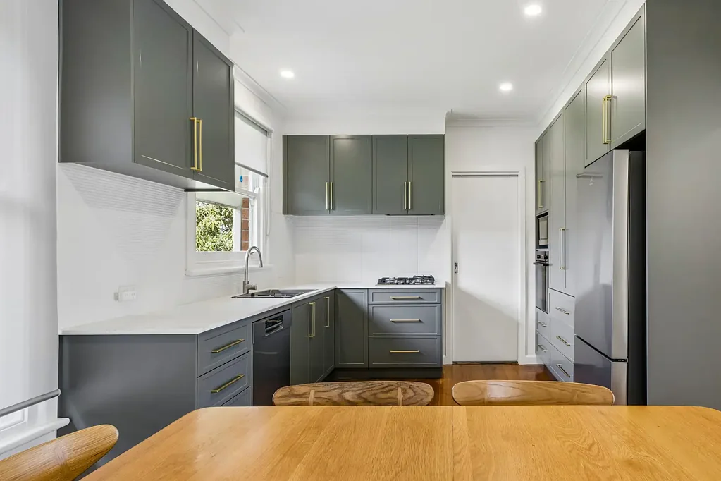 Coastal Living Just Metres from Rye Foreshore