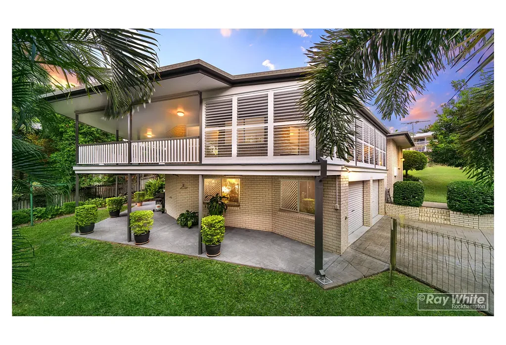 Family Living in the Heart of Frenchville!