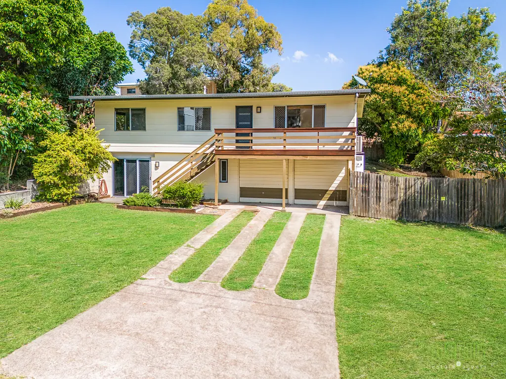 15 Illawarra Drive, Kin Kora, QLD 4680